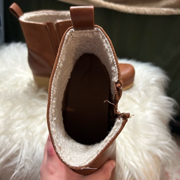 Universal Thread Target booties - Picture 4 of 5